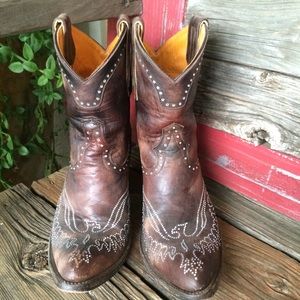 Old Gringo crystal eagle shorties size 8